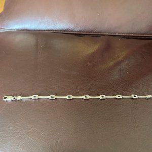 VINTAGE  STERLING  SILVER  MARKED  925  SOLID  BRACELET